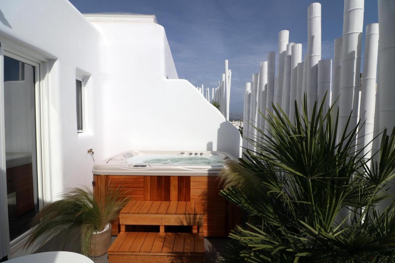Narcissus Luxury Suites Naxos City Buitenkant foto