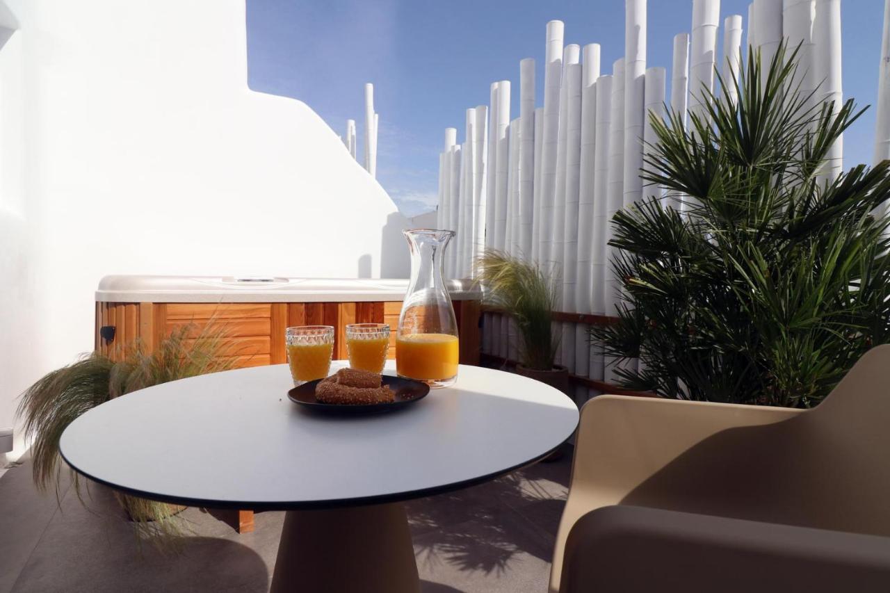Narcissus Luxury Suites Naxos City Buitenkant foto